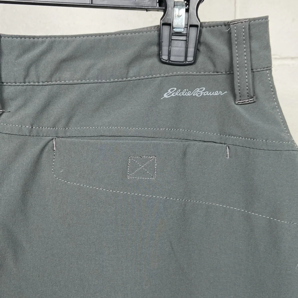 Eddie Bauer‎ Women's Athletic Skort Stretch Pockets Size 8 Grey Golf Pickleball